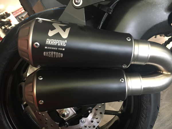 XSR 900 Abarth logotipo en Yamaha VFerrer Valencia